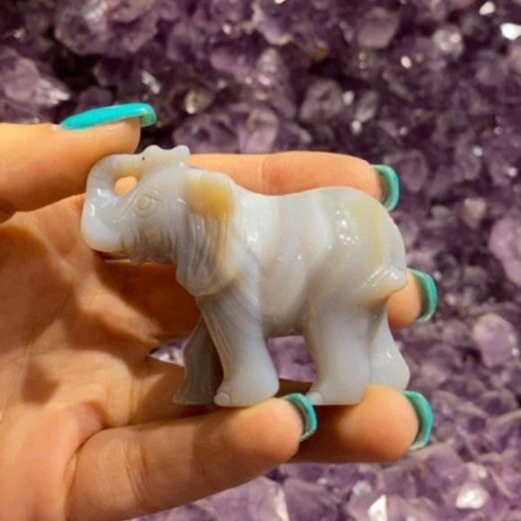 Gray Agate Elephant Carving, Lucky Elephant, Spirit Animal, Collectable, Carving - Picture 1 of 4